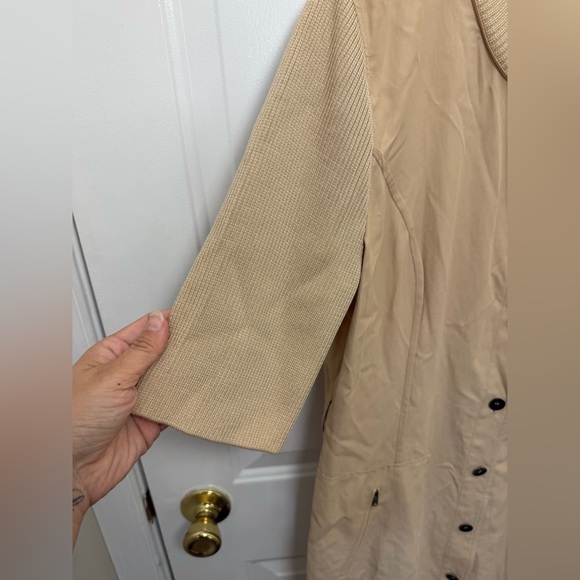 St. John Camel Utility Button Up Dress Pockets Size 12 Quiet Luxury - Picture 4 of 8